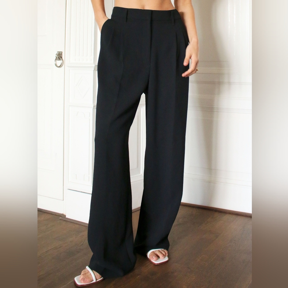 Black Wilfred Aritzia Effortless Pants
